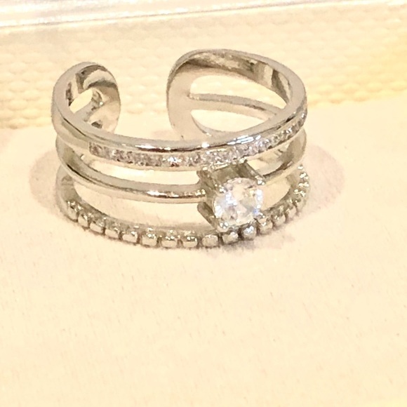 Ashlynn Avenue Aurora White Gold Trio Wrap Ring - Picture 1 of 8